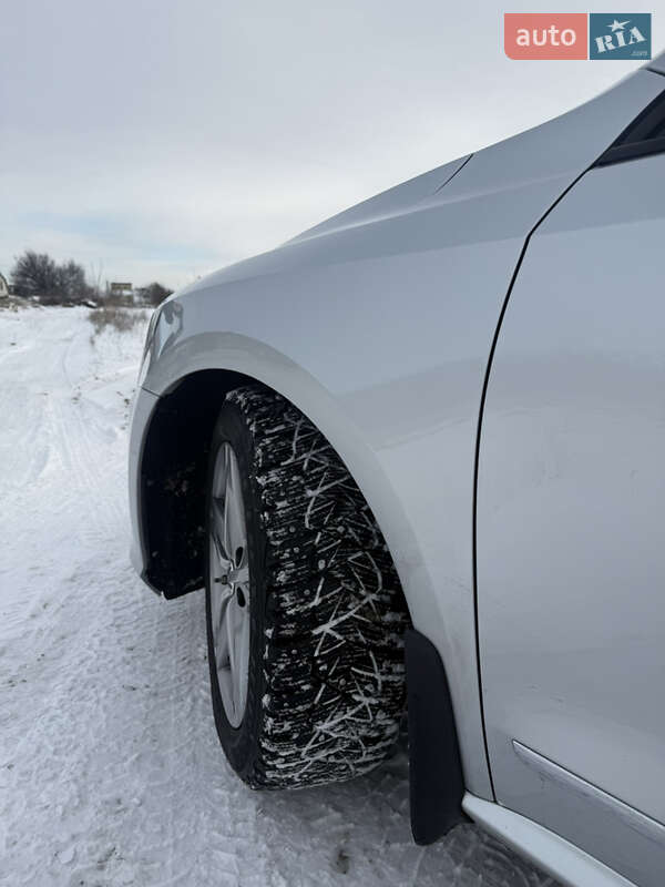 Седан Volkswagen Passat 2017 в Києві фото 6 Седан Volkswagen Passat 2017 в Києві