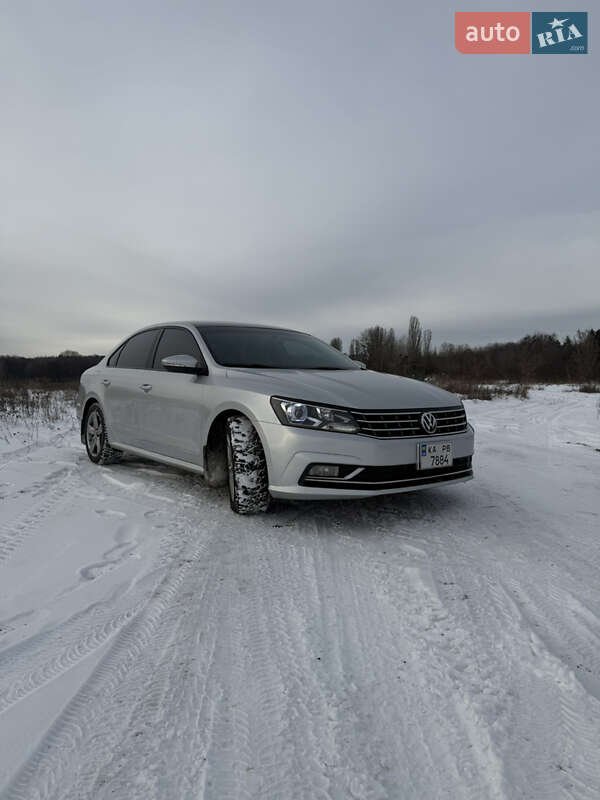 Седан Volkswagen Passat 2017 в Києві фото 11 Седан Volkswagen Passat 2017 в Києві