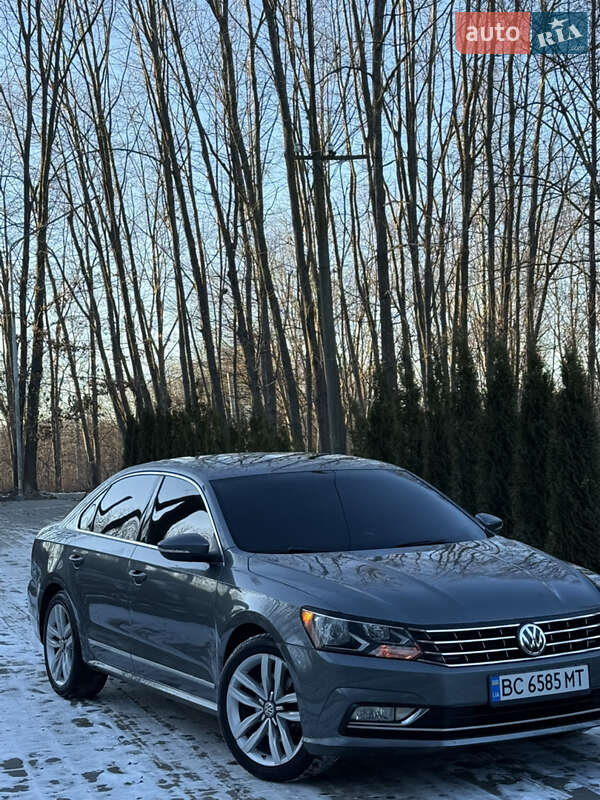 Седан Volkswagen Passat 2016 в Трускавці