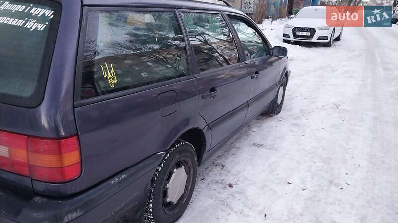 Універсал Volkswagen Passat 1996 в Славуті