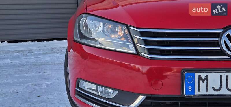 Універсал Volkswagen Passat 2013 в Радивиліві