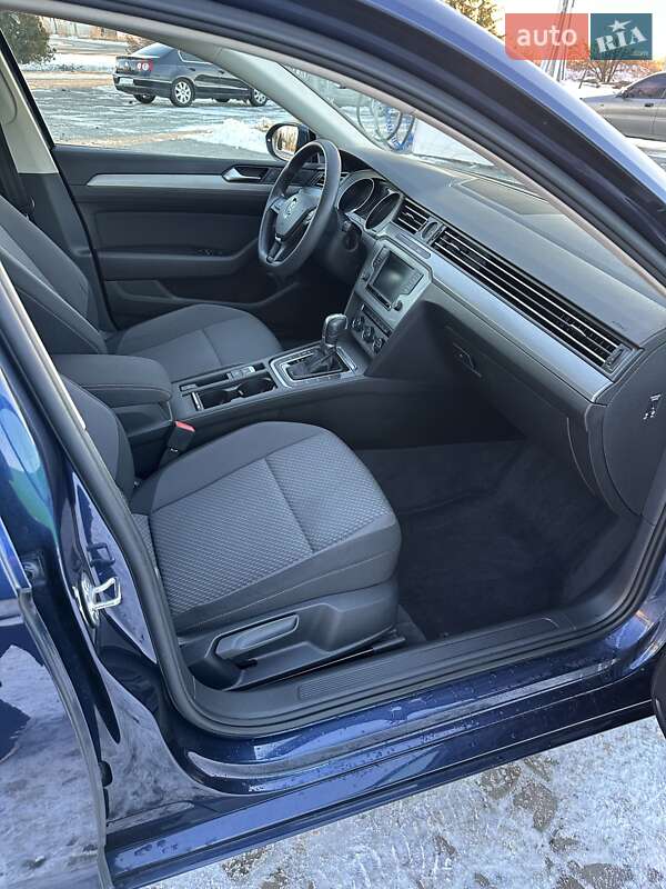 Универсал Volkswagen Passat 2015 в Козове