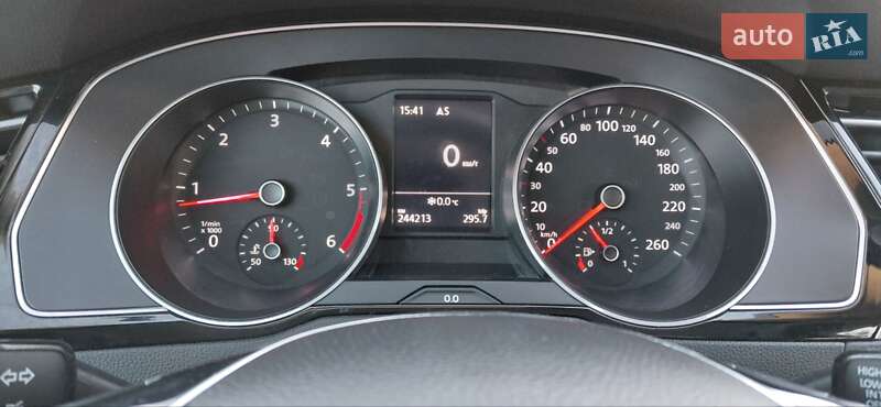 Універсал Volkswagen Passat 2017 в Новому Розділі