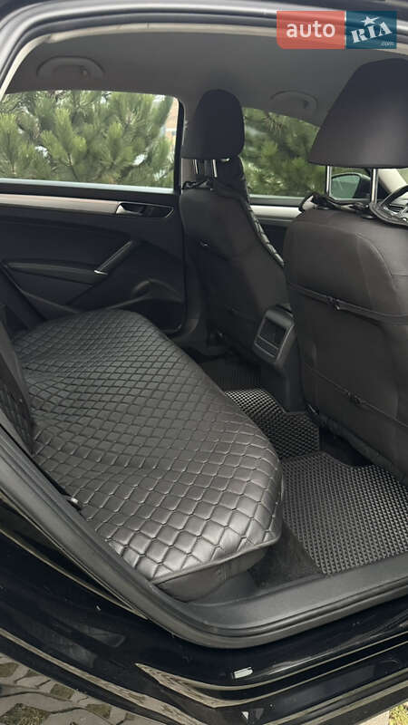 Седан Volkswagen Passat 2016 в Хмельницком