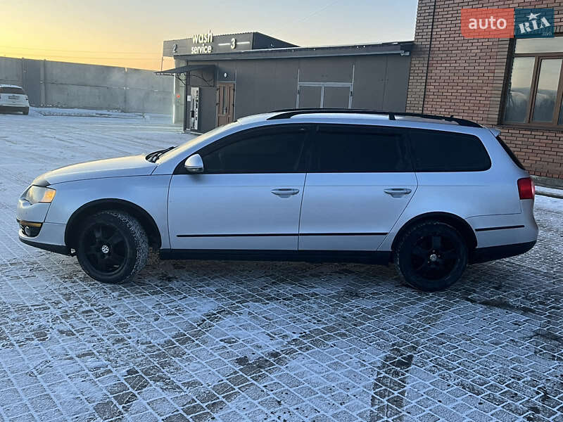 Универсал Volkswagen Passat 2006 в Теофиполе