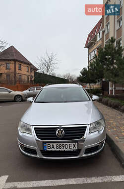 Универсал Volkswagen Passat 2008 в Одессе
