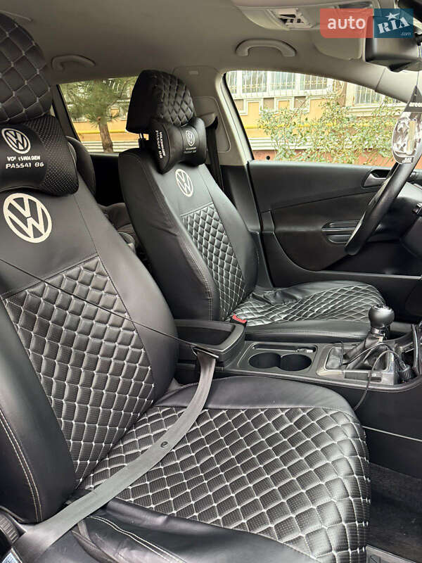 Універсал Volkswagen Passat 2008 в Одесі