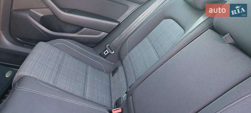 Універсал Volkswagen Passat 2017 в Вишгороді