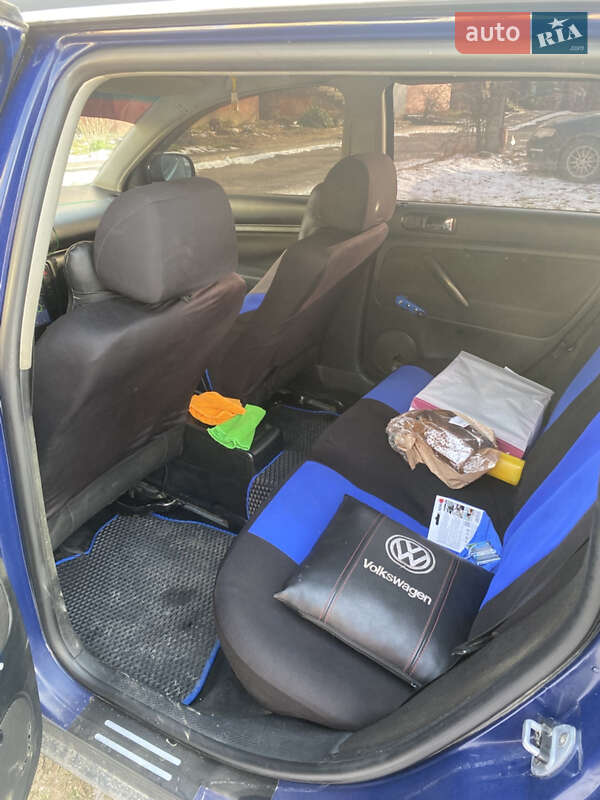 Универсал Volkswagen Passat 2001 в Яворове