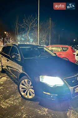 Універсал Volkswagen Passat 2009 в Львові