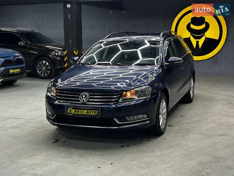 Универсал Volkswagen Passat 2012 в Черновцах