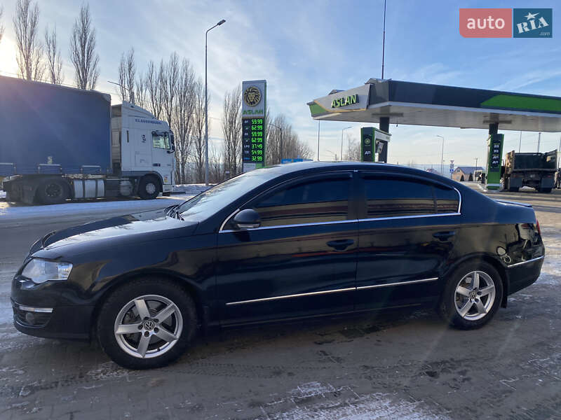 Седан Volkswagen Passat 2008 в Хмельницком
