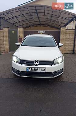 Универсал Volkswagen Passat 2012 в Днепре
