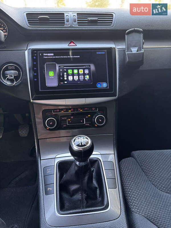 Універсал Volkswagen Passat 2010 в Радивиліві