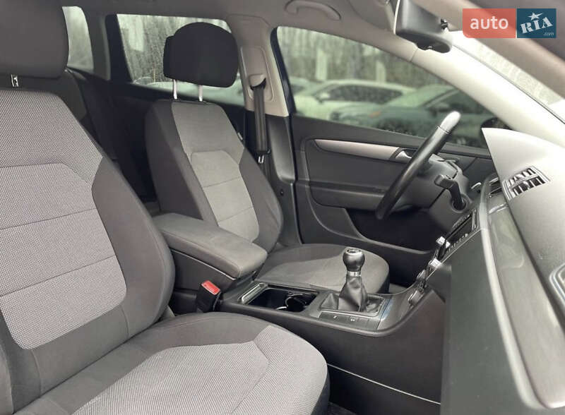 Универсал Volkswagen Passat 2011 в Кривом Роге