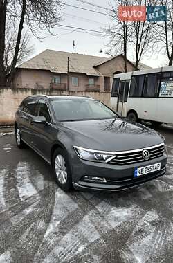 Универсал Volkswagen Passat 2016 в Кривом Роге