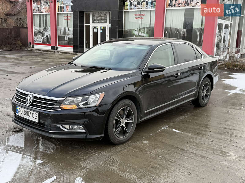 Седан Volkswagen Passat 2016 в Солотвині