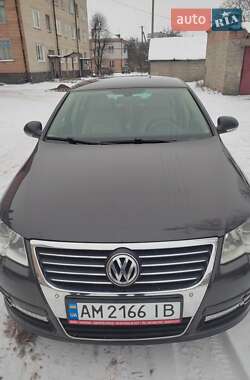 Седан Volkswagen Passat 2010 в Коростене
