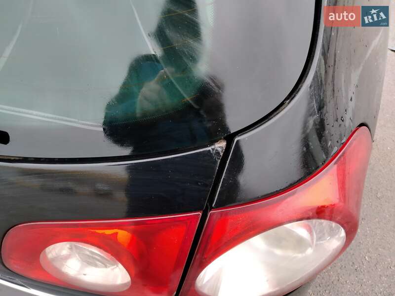 Універсал Volkswagen Passat 2006 в Житомирі