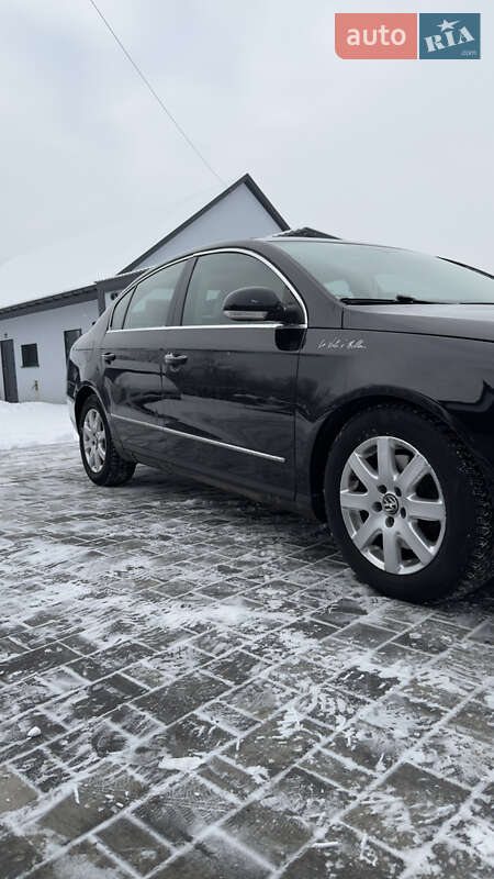 Седан Volkswagen Passat 2006 в Добросині