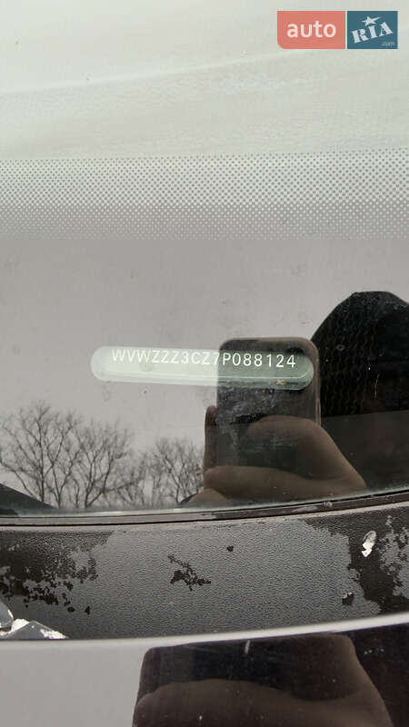 Седан Volkswagen Passat 2006 в Добросині