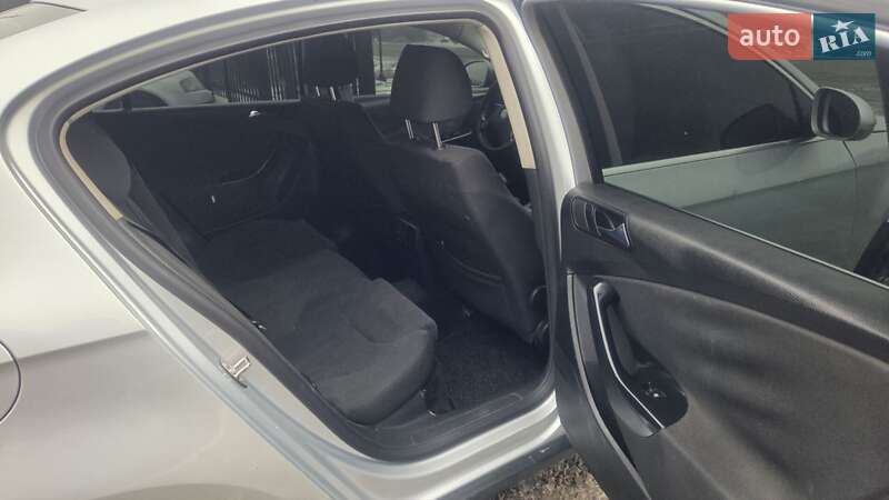 Седан Volkswagen Passat 2007 в Тячеві фото 15 Седан Volkswagen Passat 2007 в Тячеві