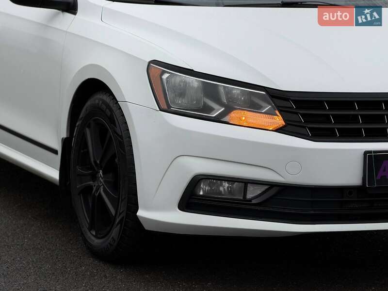Седан Volkswagen Passat 2016 в Кривом Роге