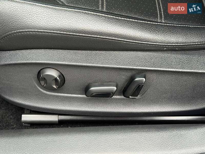 Седан Volkswagen Passat 2016 в Кривом Роге