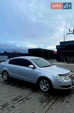 Седан Volkswagen Passat 2005 в Олександрівці
