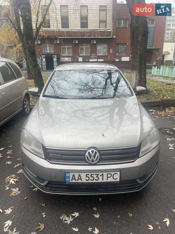 Volkswagen Passat 2012