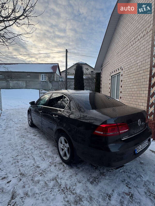 Седан Volkswagen Passat 2012 в Хоросткове фото 11 Седан Volkswagen Passat 2012 в Хоросткове