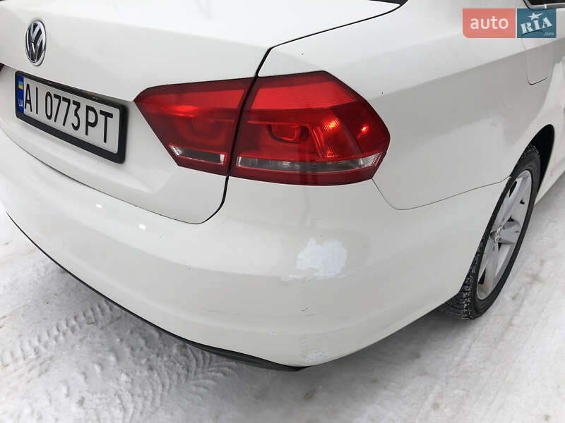 Седан Volkswagen Passat 2014 в Ирпене