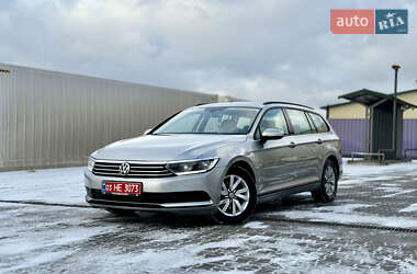 Універсал Volkswagen Passat 2016 в Луцьку