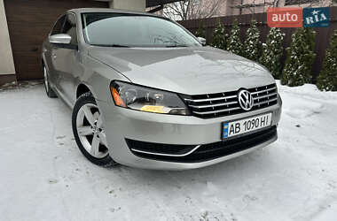 Седан Volkswagen Passat 2013 в Киеве