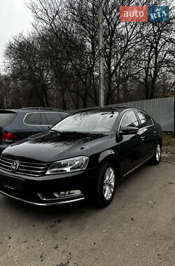 Седан Volkswagen Passat 2014 в Хмельницком