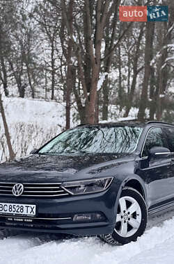 Универсал Volkswagen Passat 2017 в Дрогобыче