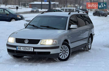Універсал Volkswagen Passat 1999 в Дніпрі