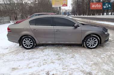 Седан Volkswagen Passat 2011 в Виннице