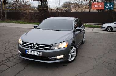Седан Volkswagen Passat 2014 в Одессе
