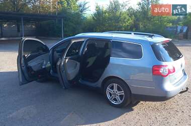 Универсал Volkswagen Passat 2010 в Днепре