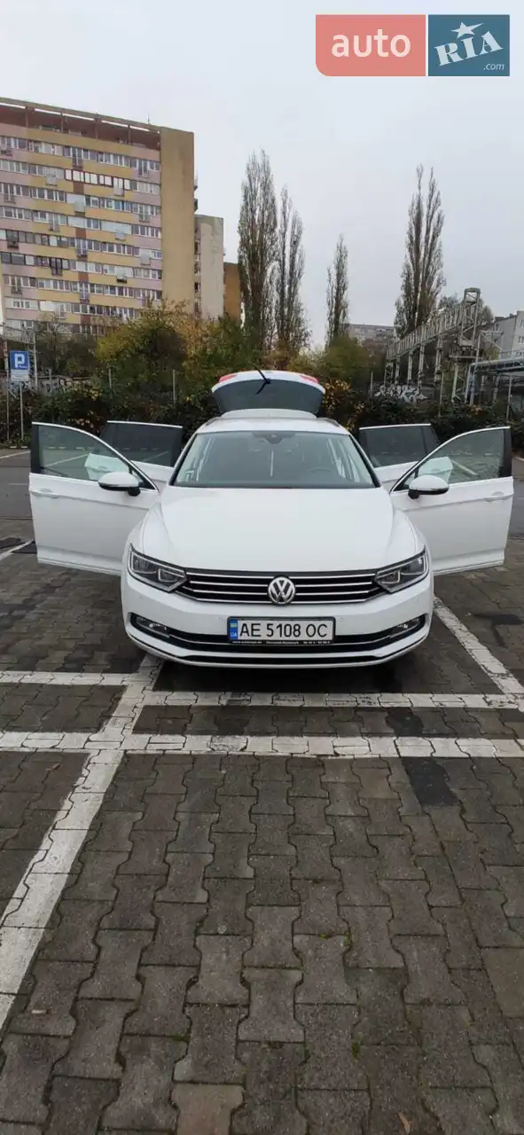 2016 Volkswagen Passat - мініатюра 19