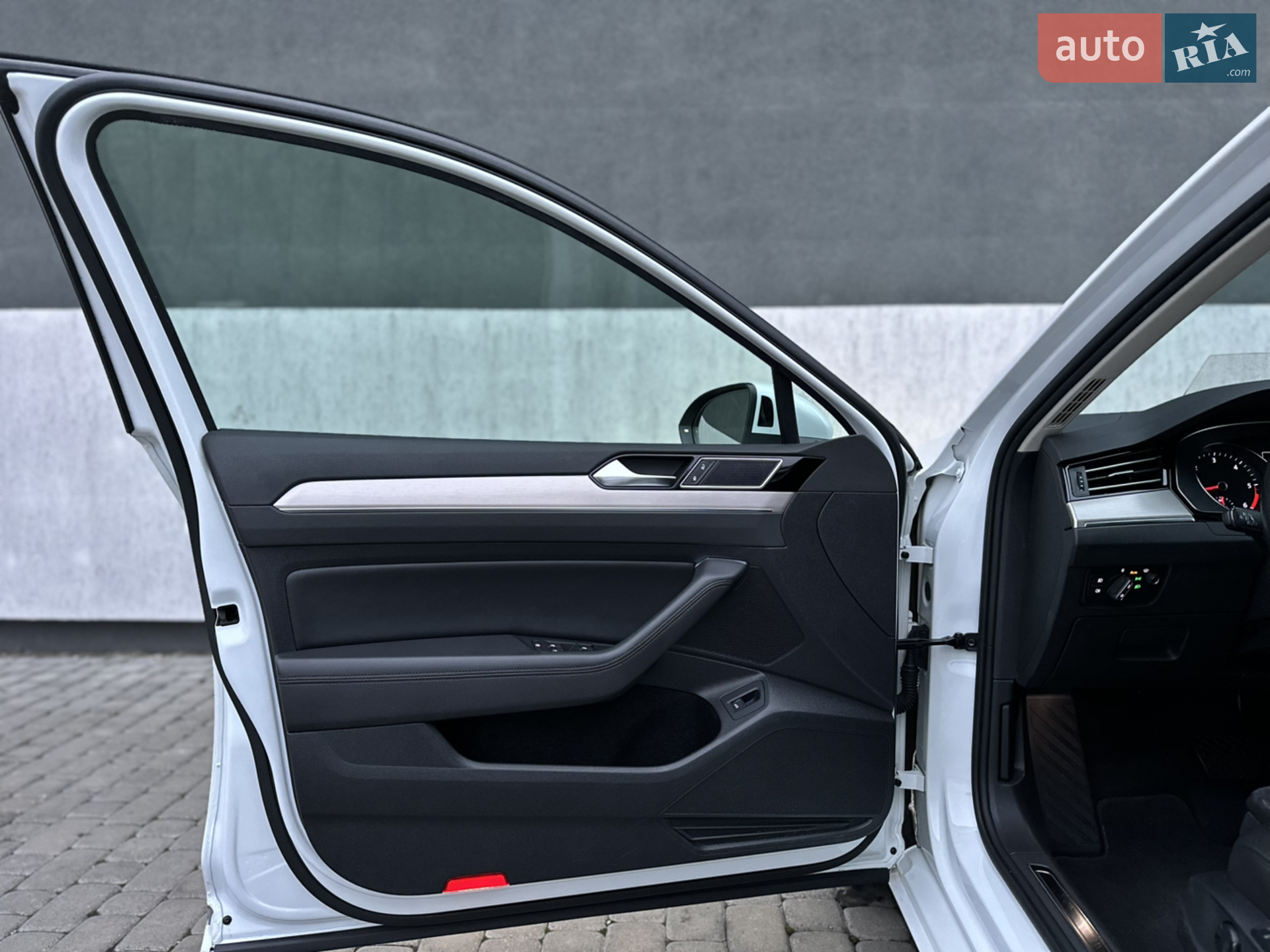 2018 Volkswagen Passat - мініатюра 33
