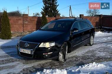 Універсал Volkswagen Passat 2010 в Сарнах