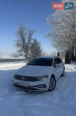 Універсал Volkswagen Passat 2021 в Дунаївцях