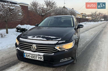 Універсал Volkswagen Passat 2018 в Києві