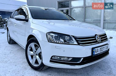 Универсал Volkswagen Passat 2012 в Киеве