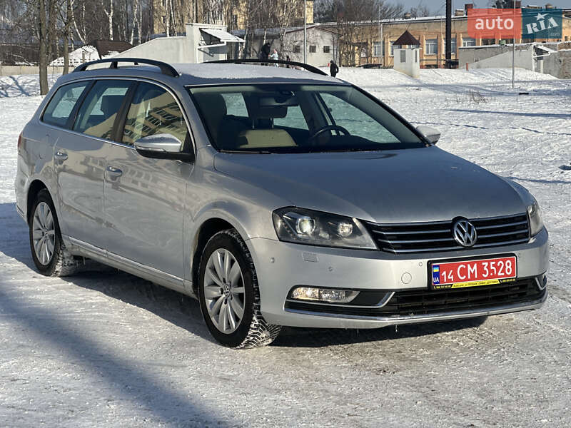 Volkswagen Passat 2011