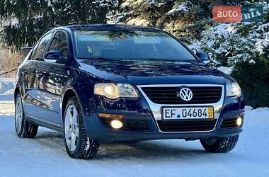 Седан Volkswagen Passat 2010 в Умані