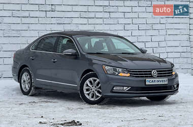 Седан Volkswagen Passat 2016 в Києві