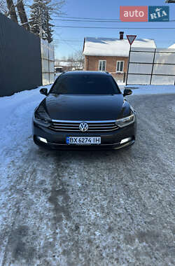 Универсал Volkswagen Passat 2016 в Хмельницком